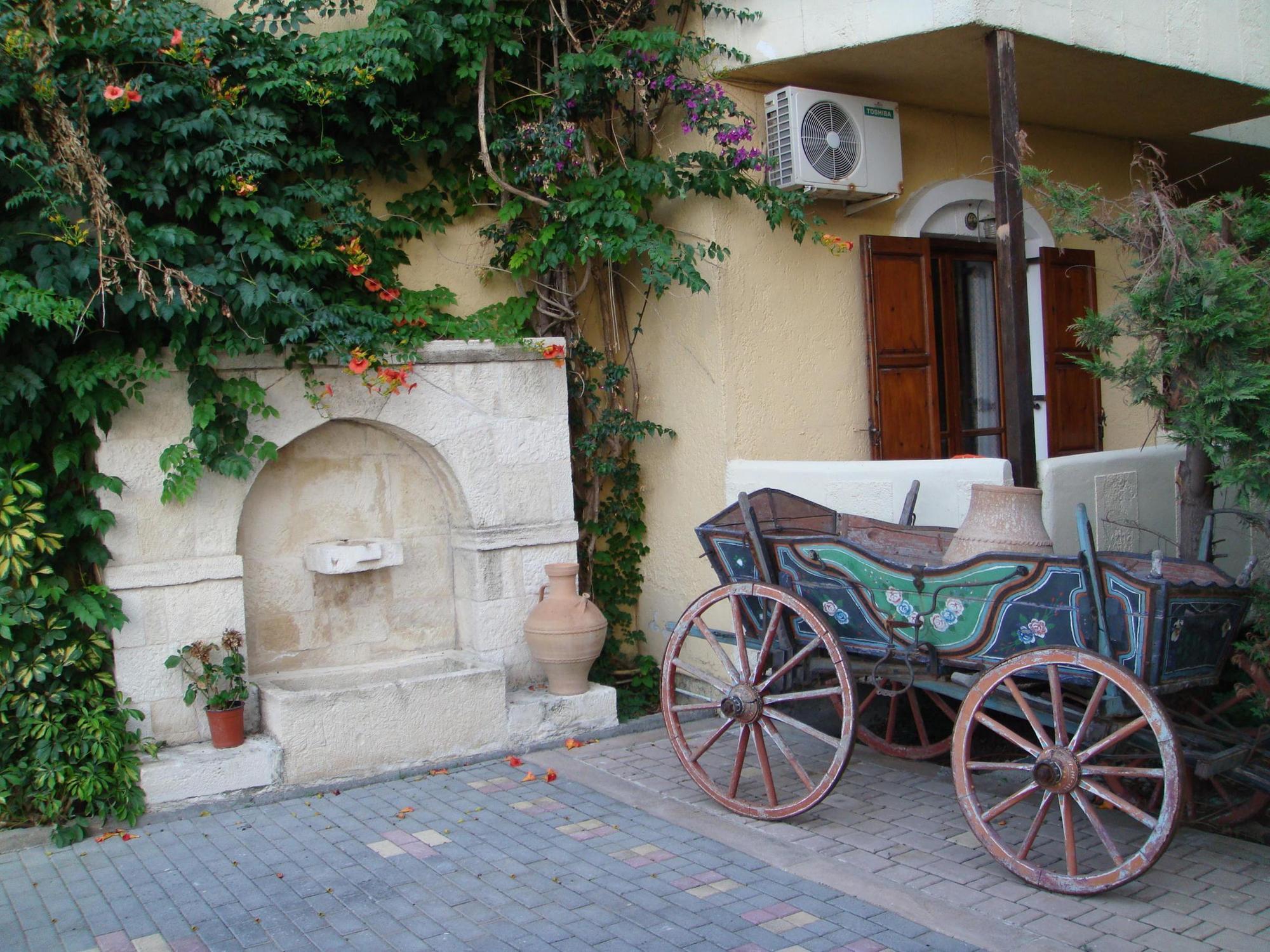 Lili Hotel Gazi Dış mekan fotoğraf